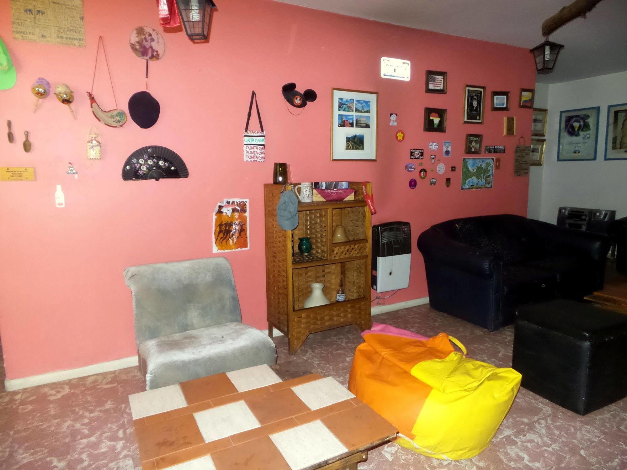 Hostel Otro Mundo Capdevila Εξωτερικό φωτογραφία