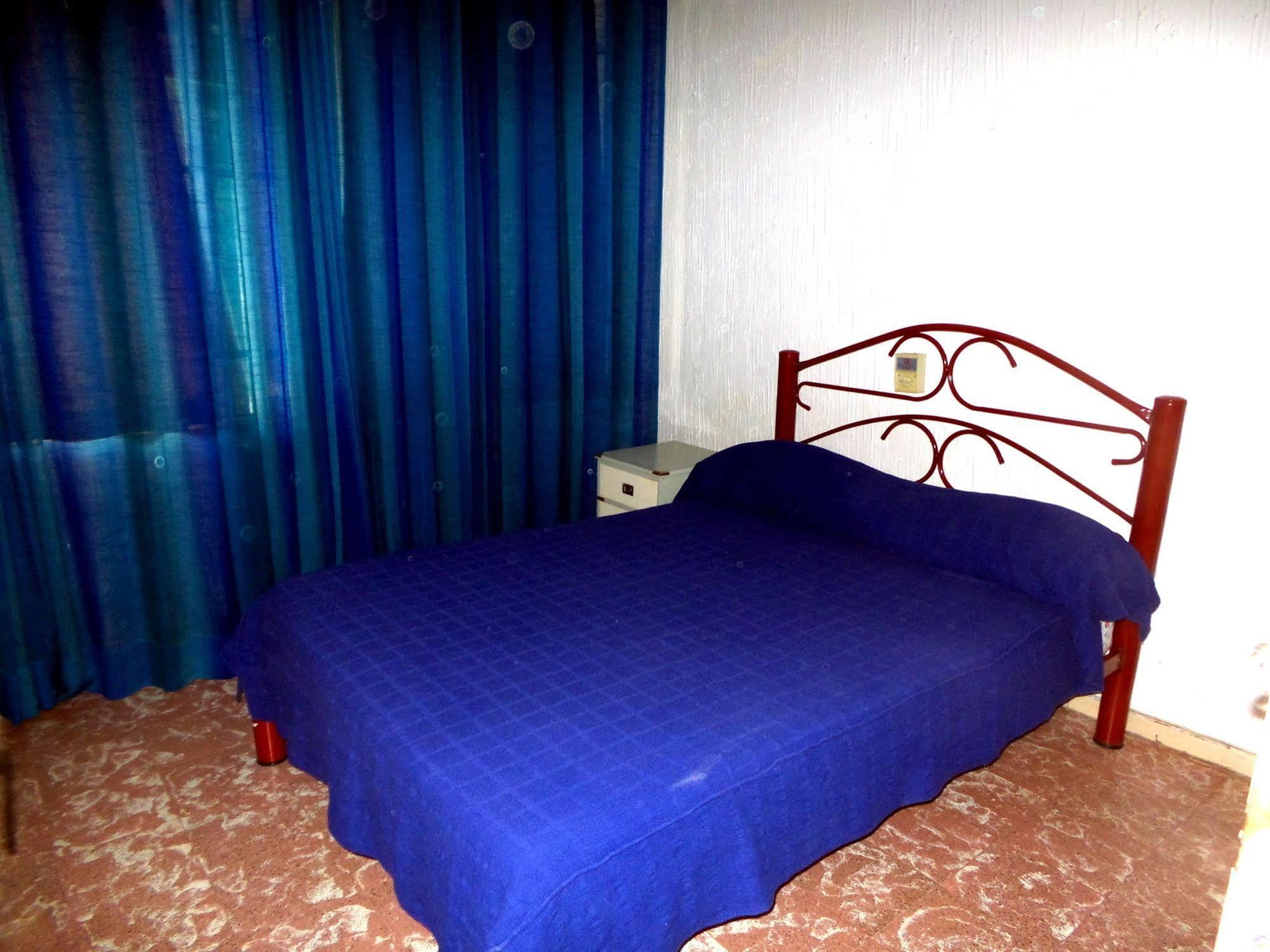 Hostel Otro Mundo Capdevila Εξωτερικό φωτογραφία