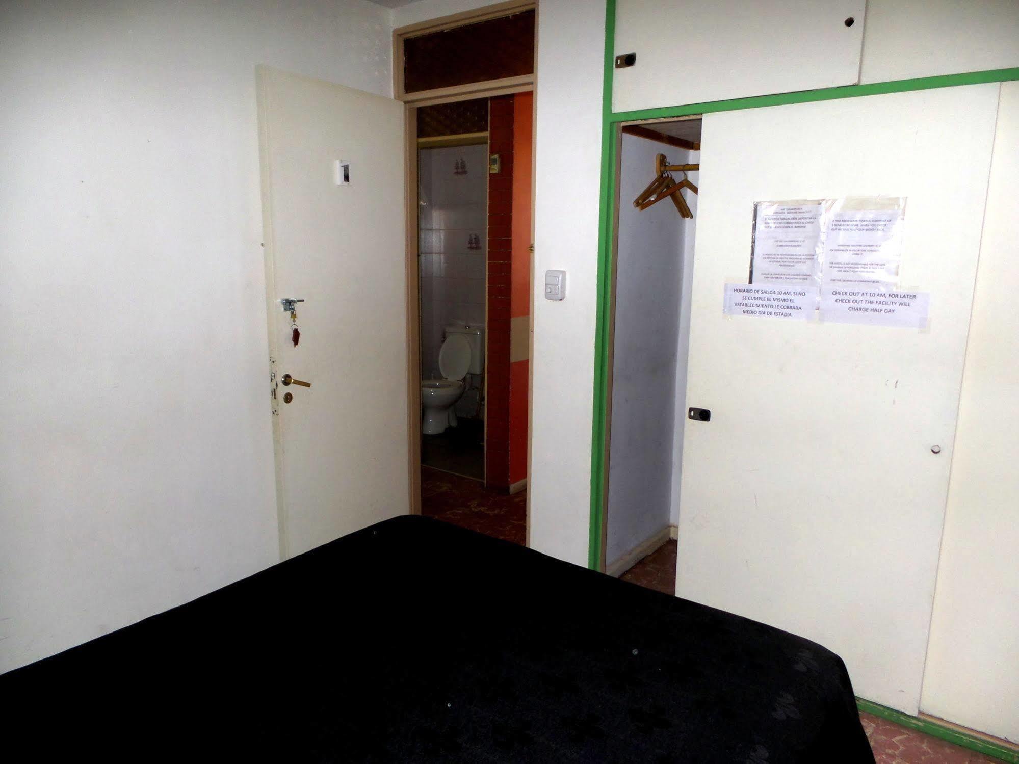 Hostel Otro Mundo Capdevila Εξωτερικό φωτογραφία