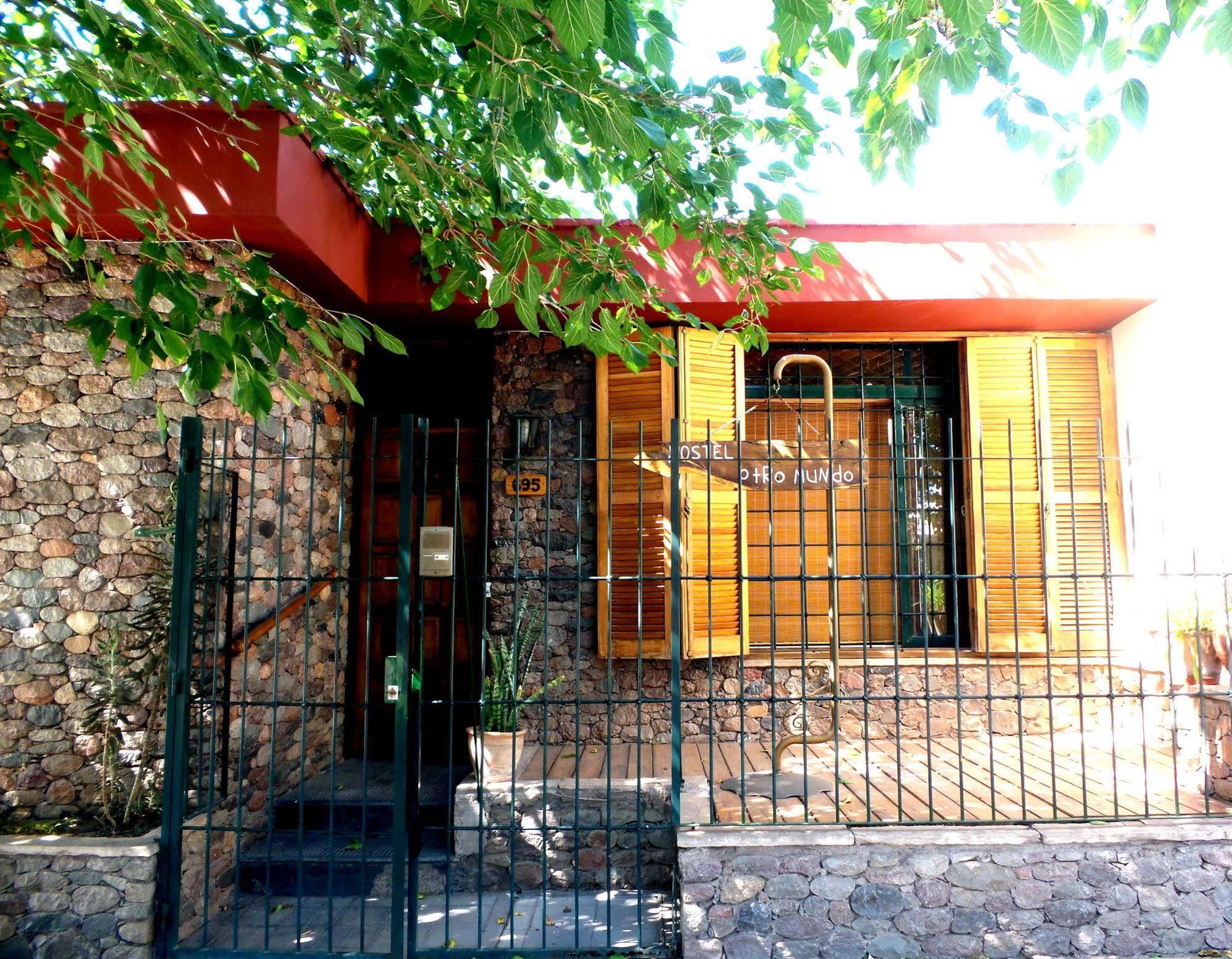 Hostel Otro Mundo Capdevila Εξωτερικό φωτογραφία
