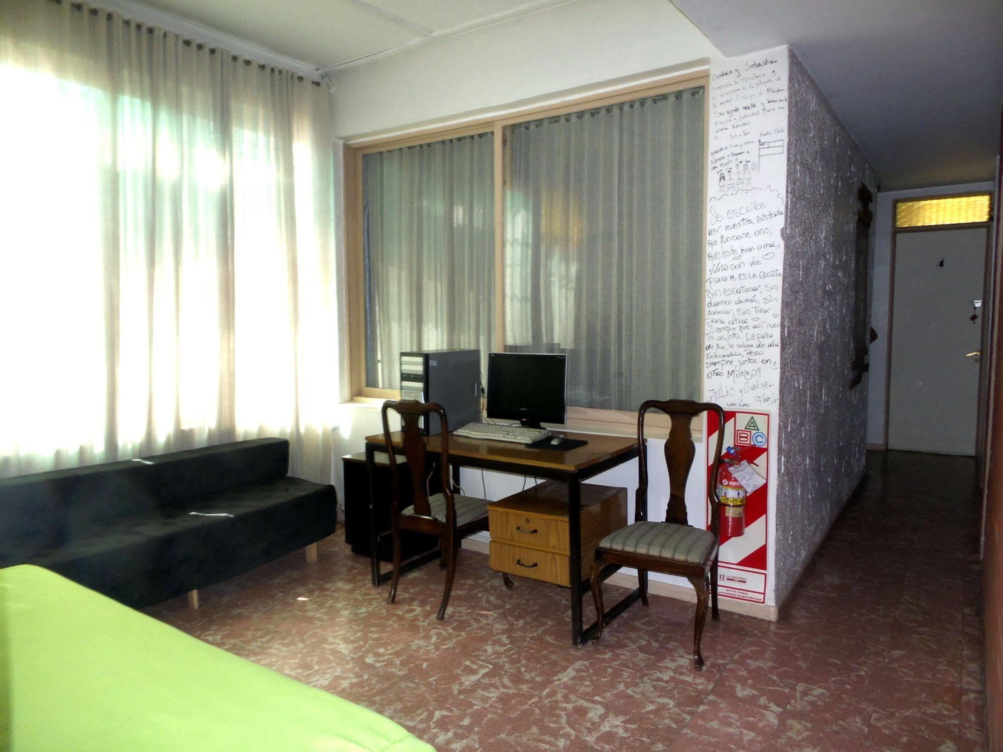 Hostel Otro Mundo Capdevila Εξωτερικό φωτογραφία